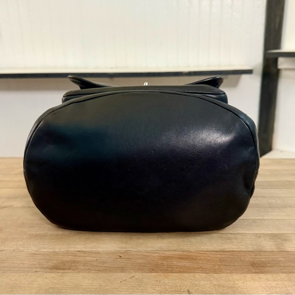 Coach Vintage Black Leather Legacy Bucket Tote Hobo Shoulder Bag with Turn-lock - Picture 5 of 8
